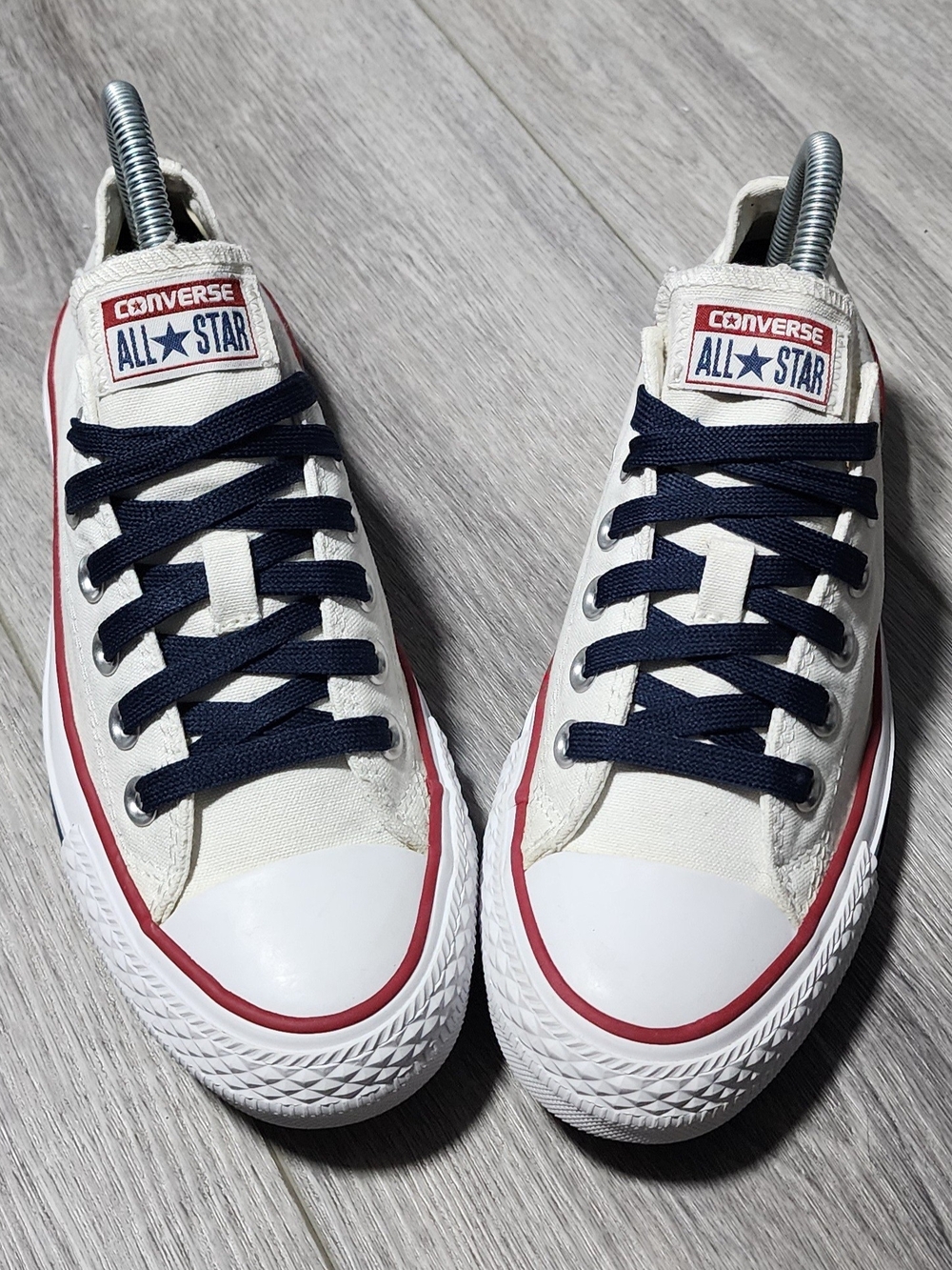 Converse Chuck Taylor All Star Low Top White Sneakers Womens Size 7 - Picture 2 of 8